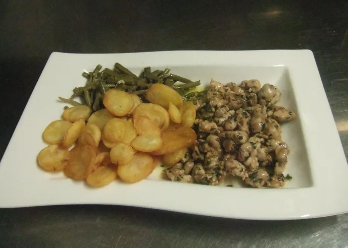 Le Cevenol فندق 2*