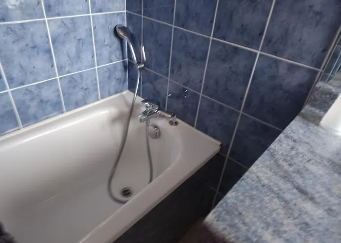 فندق Le Cevenol 2*