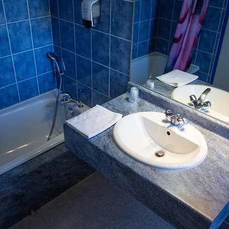 Le Cevenol מלון לה קבלייר